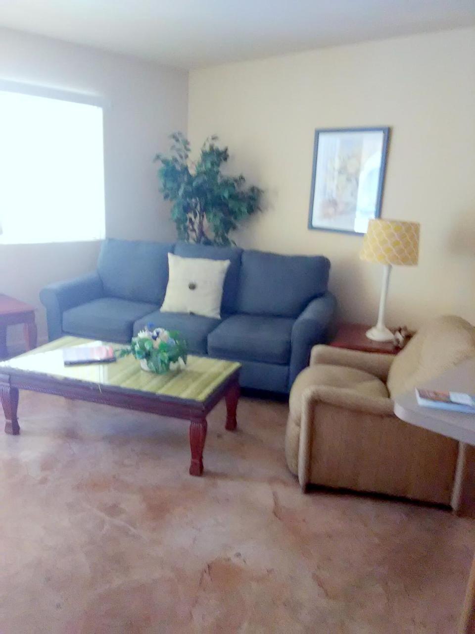 Hidden Palms Resort & Condominiums Lake Havasu City Room photo